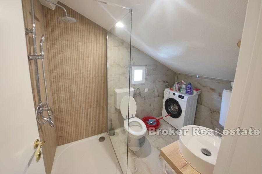 Dom w pierwszym rzędzie od morza i plaży