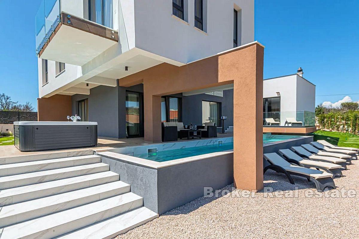 Luxusní vila v přírodním prostředí