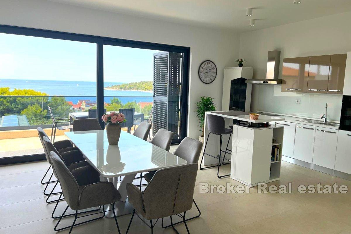 Rogoznica - Vila s bazénom