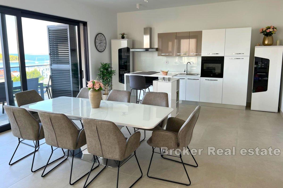 Rogoznica - Vila s bazénom