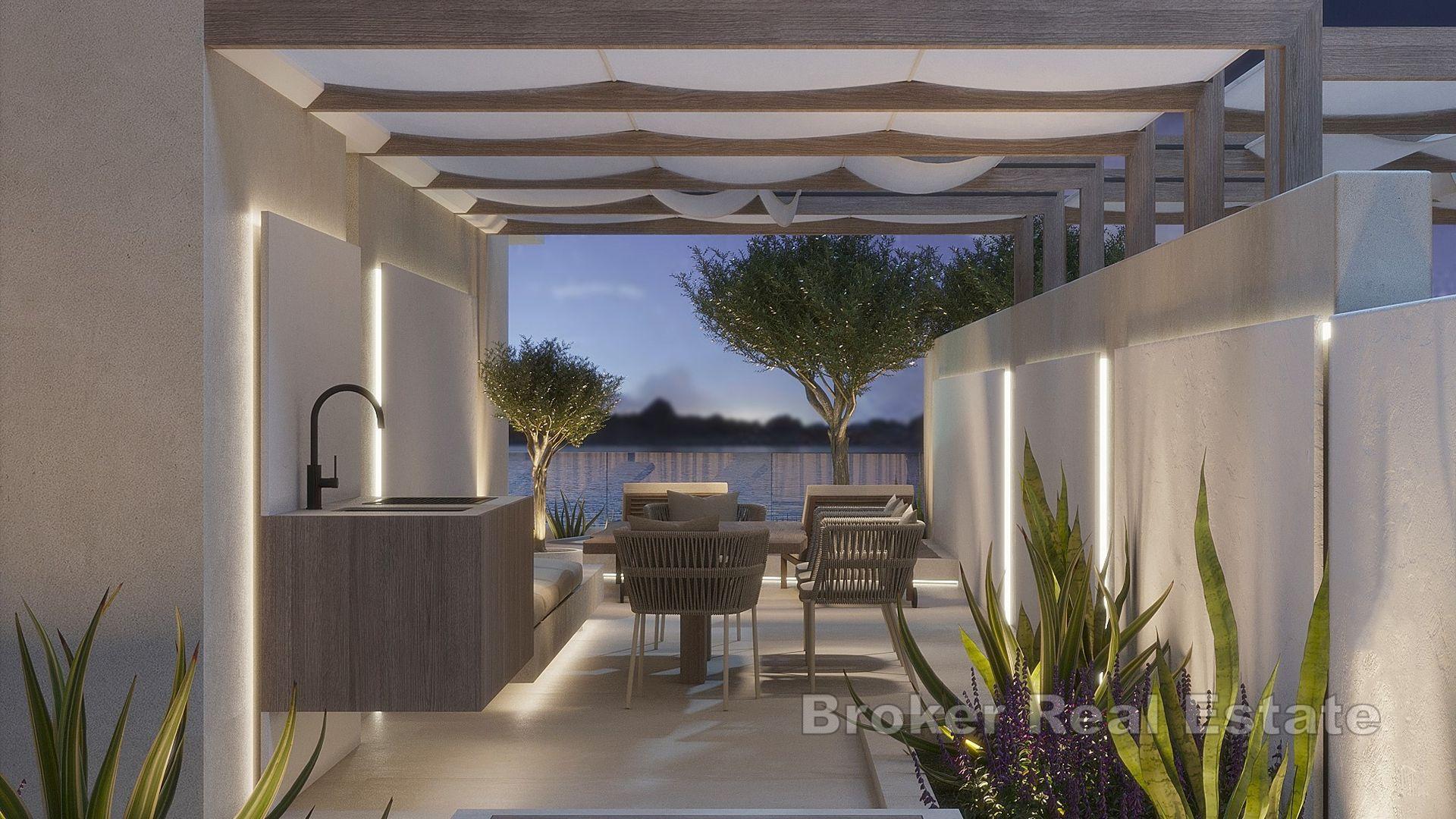 Moderne villa på stranden