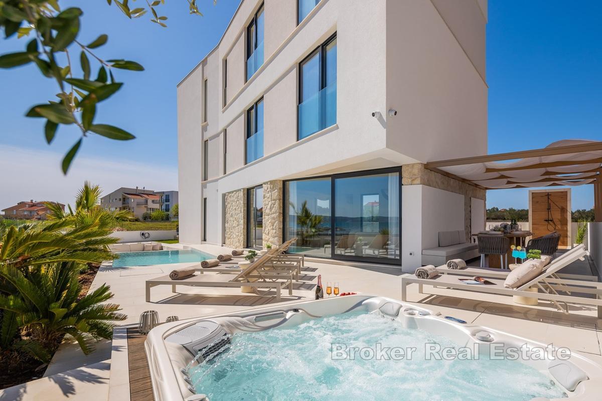 Ny villa på stranden