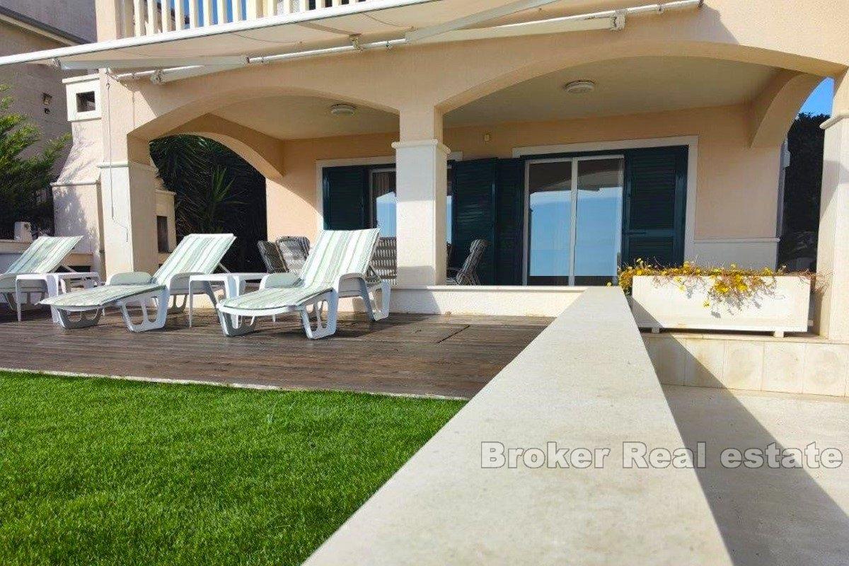 Una villa al mare