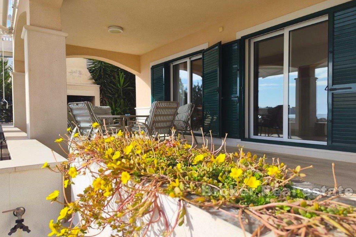 Una villa al mare