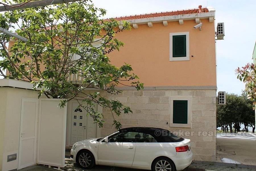 Zadar, novoizgrađena vila