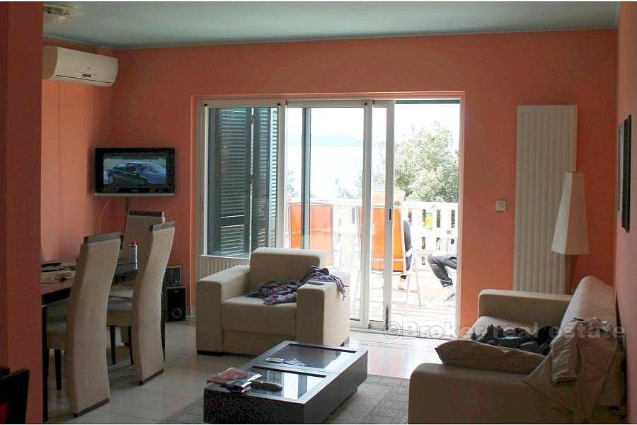 Zadar, novoizgrađena vila