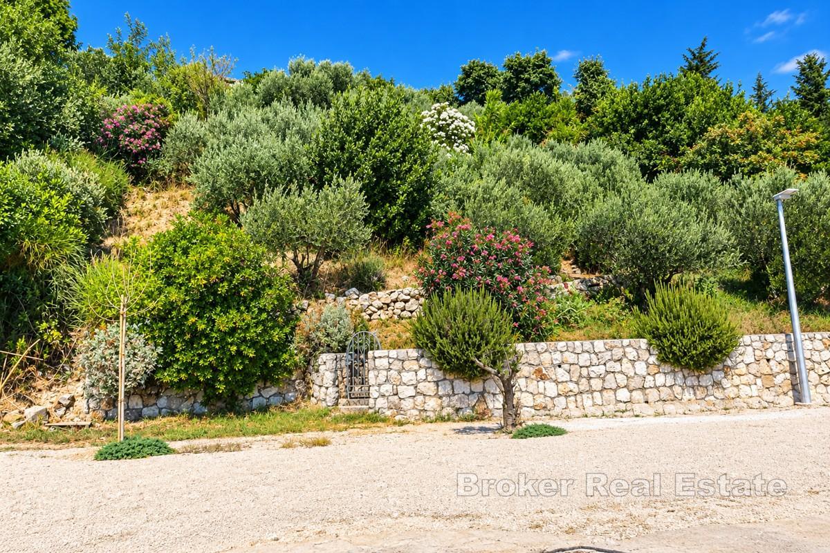 Terreno con accesso diretto alla spiaggia