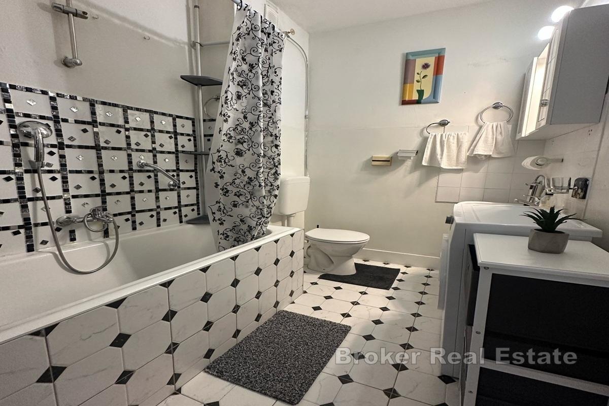 Appartamento in centro città in un palazzo con ascensore