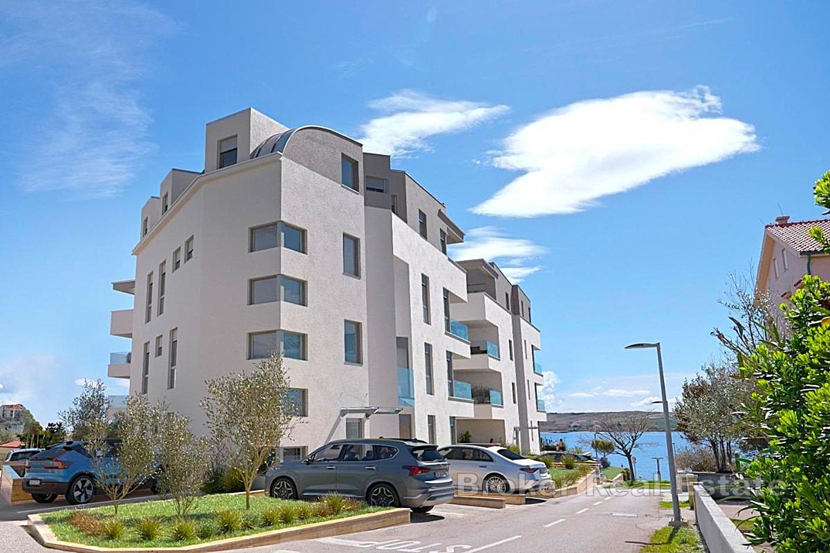 Novi apartmani uz more i plažu