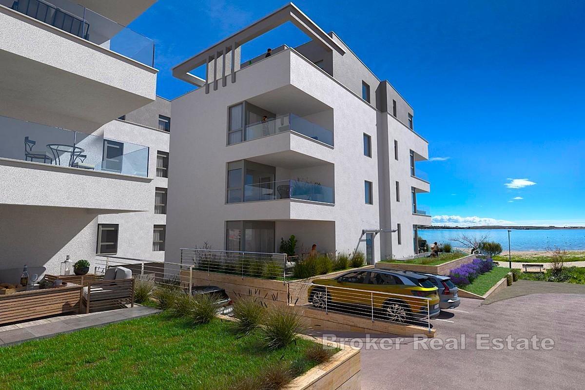 Novi apartmani uz more i plažu