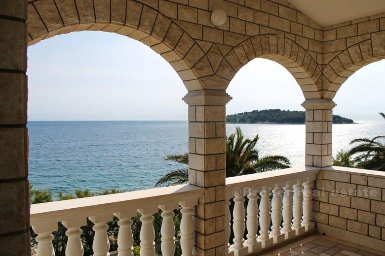 Rogoznica, uroczy dom nad morzem