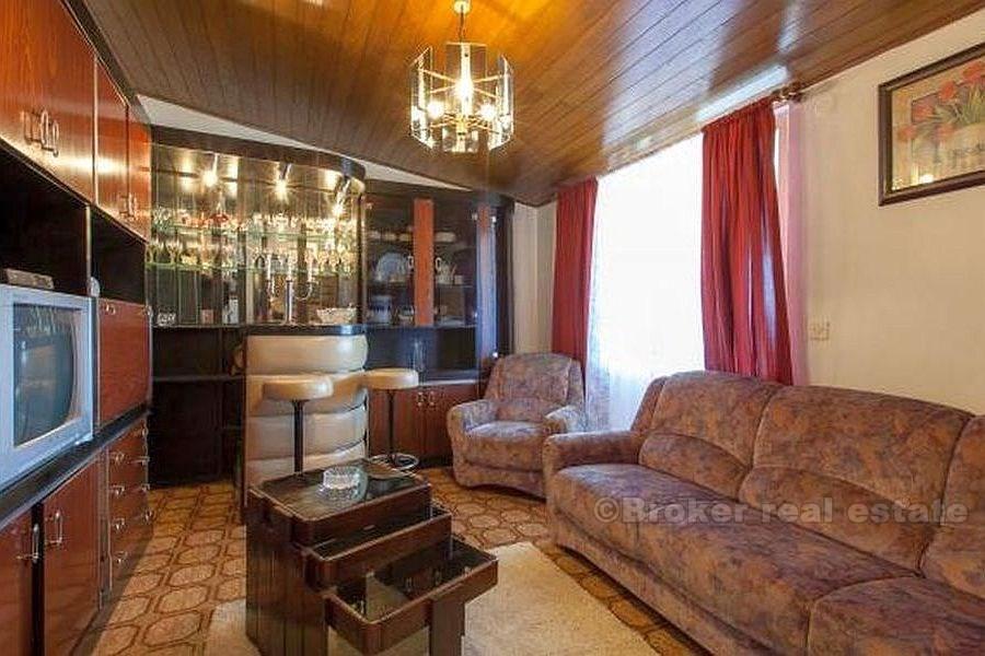 Podstrana - à proximité de Split, appartement de deux chambres