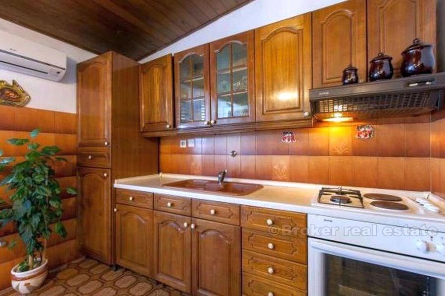 Podstrana - à proximité de Split, appartement de deux chambres