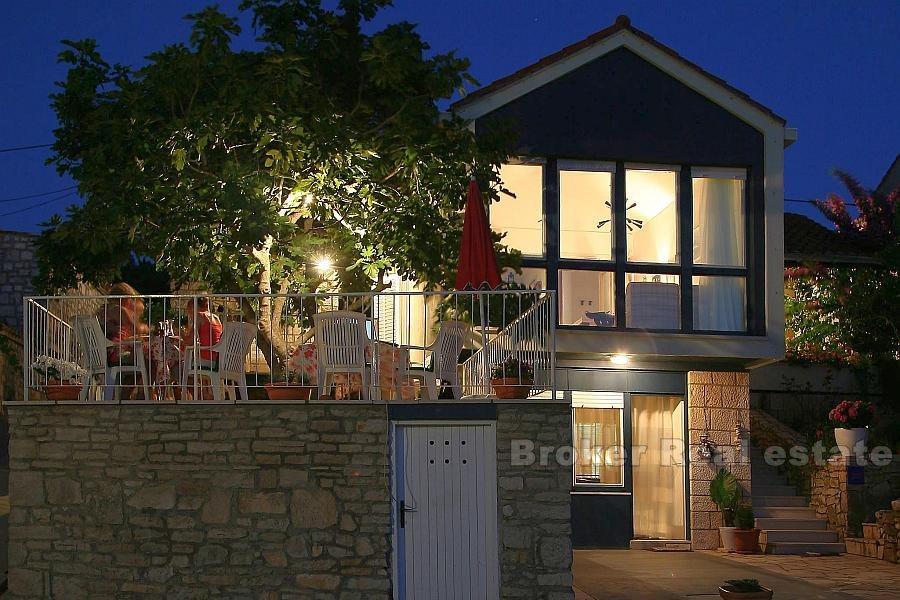 Île de Korcula, maison au bord de la mer