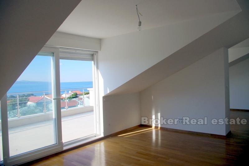 Près de Makarska, appartements de luxe dans un immeuble neuf