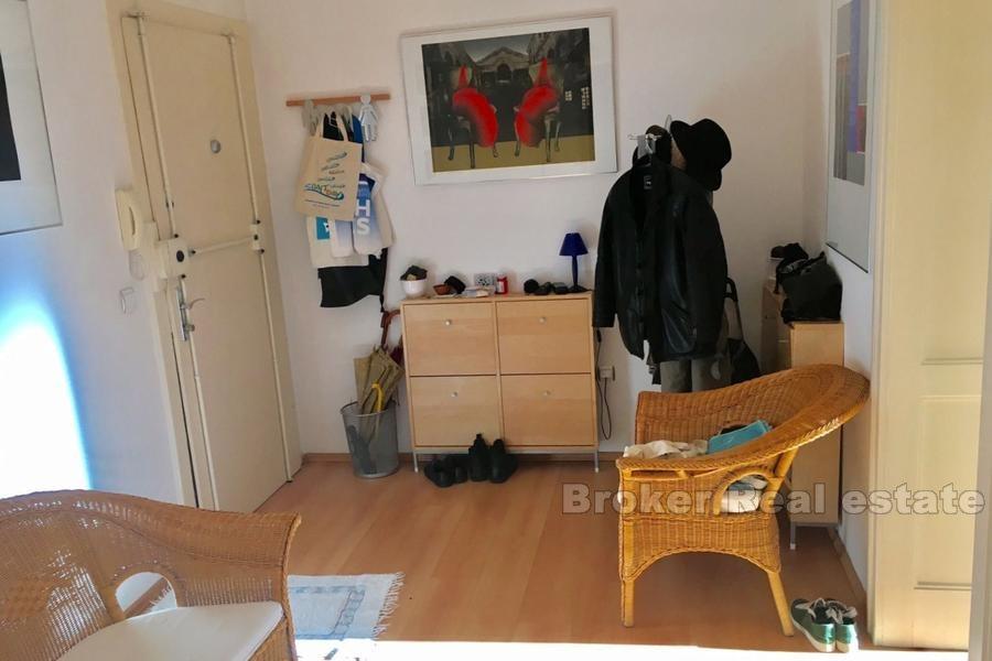 Split, Manus, odnowiony apartament z trzema sypialniami