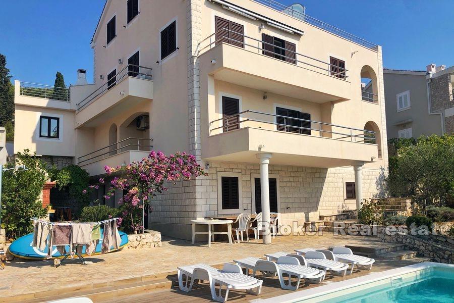 Rogoznica, apartment house first row to the sea