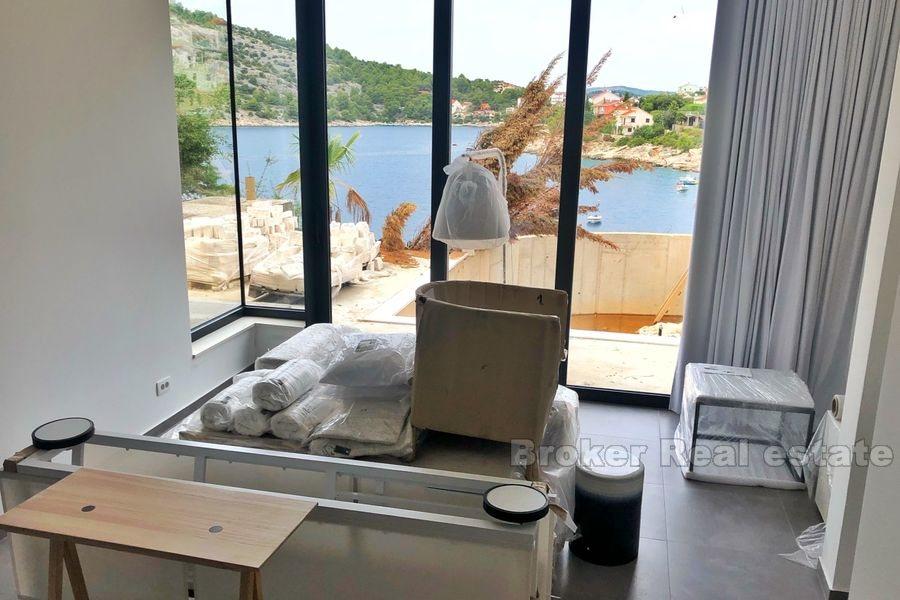 Rogoznica, nowoczesna willa pierwszym rzędzie do morza