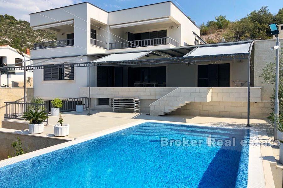 Rogoznica - Superb luxury villa first row to the sea