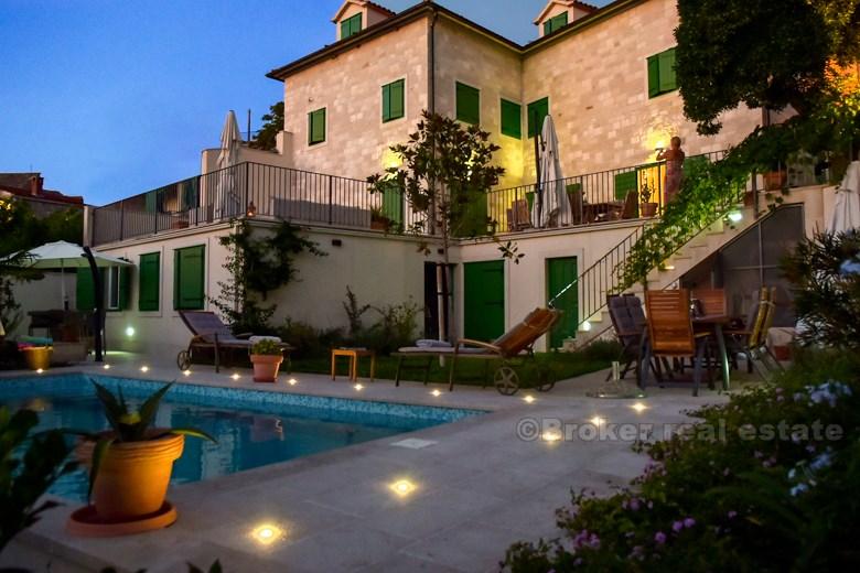 wyspa Brac, willa z basenem