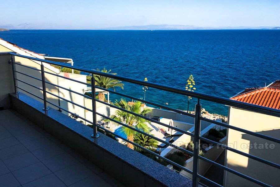 Ciovo - Modern apartment with sea view