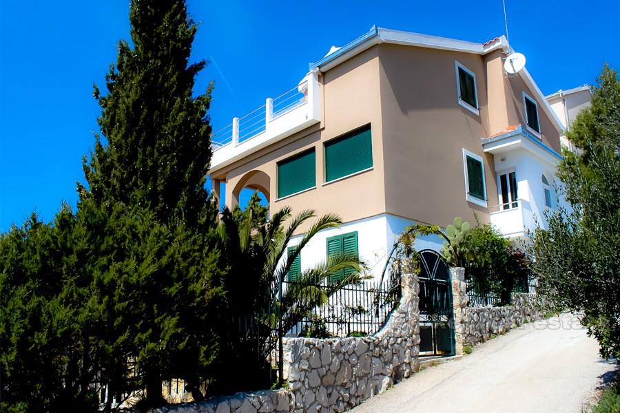 Trogir - Maison / villa, au bon endroit avec vue sur la mer ouverte