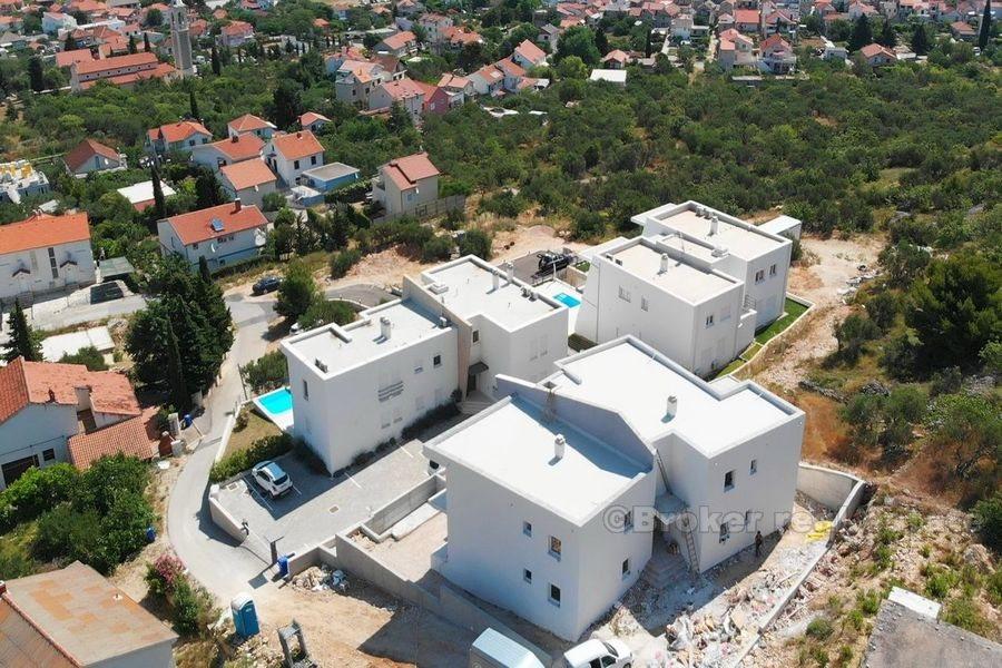 Murter - New built villas with apartments