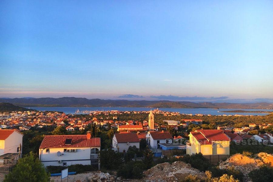 Murter - New built villas with apartments