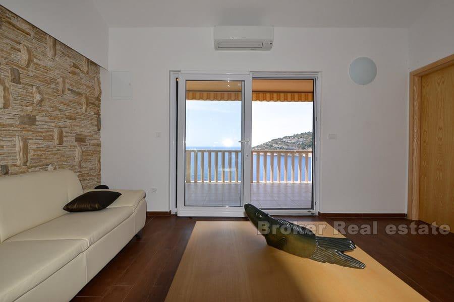 Rogoznica, schönes Haus mit schöner Aussicht