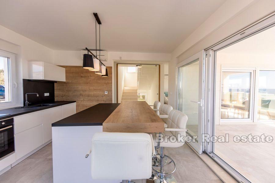 Rogoznica - Vakker familie villa med svømmebasseng