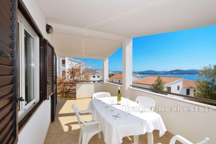 Rogoznica - Dom z widokiem na morze