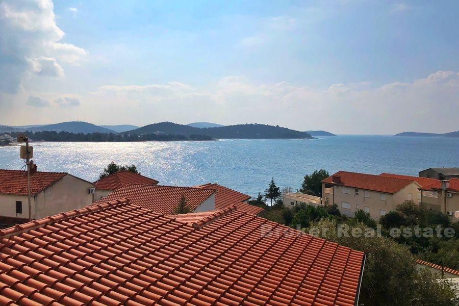 Rogoznica - Dom z widokiem na morze