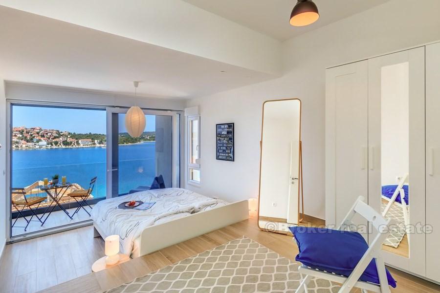 Rogoznica - úžasná vila s bazénem a výhledem na moře