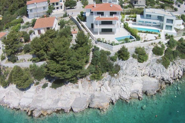 area Rogoznica. Bella villa vicino al mare
