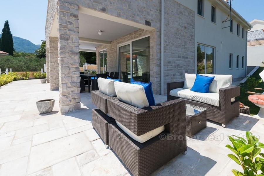 Hvar - Nowoczesna willa z tradycyjnym akcentem