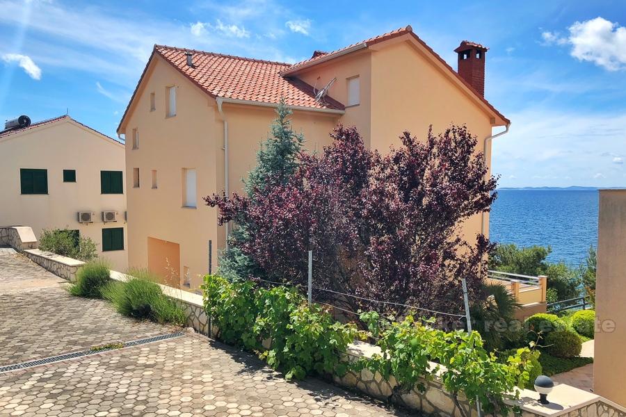 Nedaleko města Primosten, krásný dům