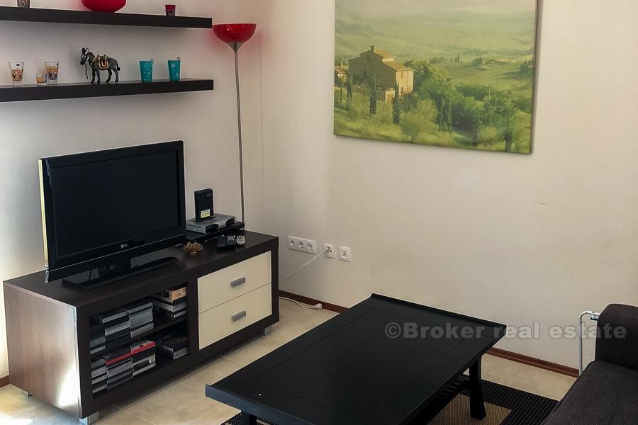 Rogoznica - Lovely apartment at top floor