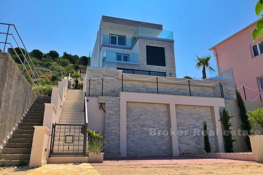 Rogoznica - Villa nouvellement construite avec piscine