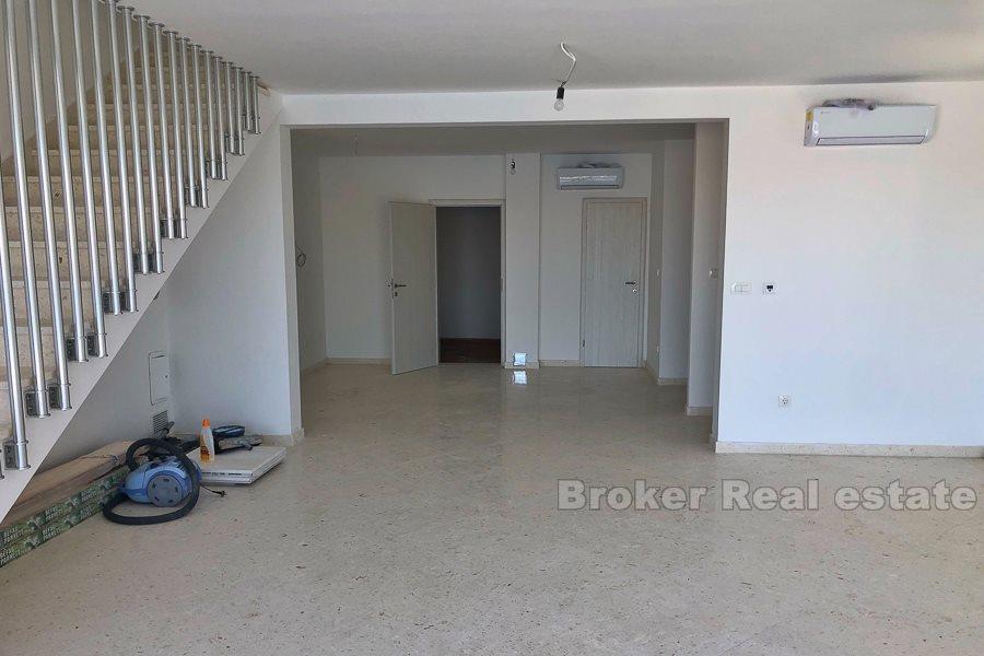 Rogoznica - Nybygd villa med svømmebasseng