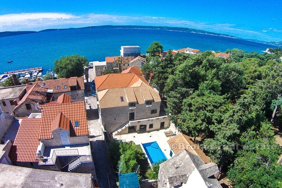 Kastela - Superb stone villa with swimming pool