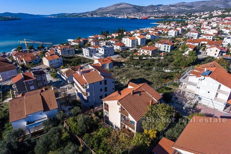 Île de Ciovo, maison à potentiel touristique