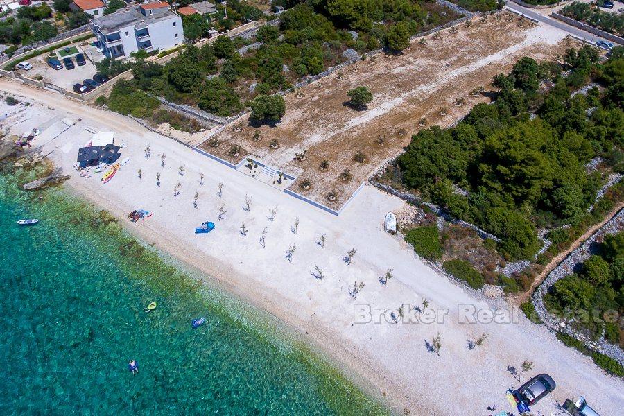 Rogoznica, Baugrundstück, erste Reihe zum Meer