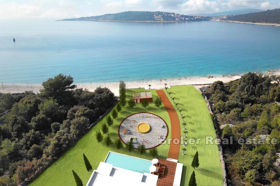 Rogoznica, Baugrundstück, erste Reihe zum Meer