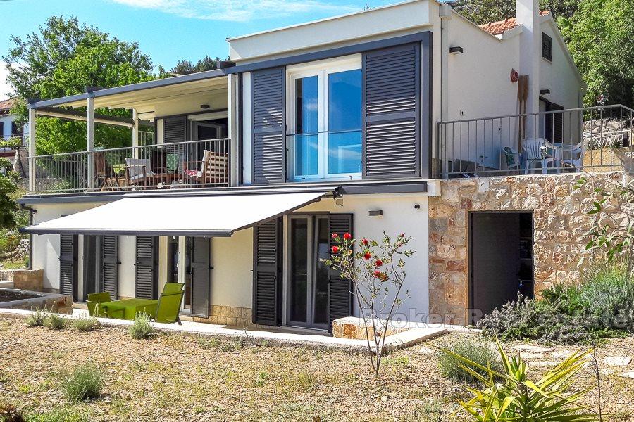 Øya Hvar, vakre hus på sørsiden av øya