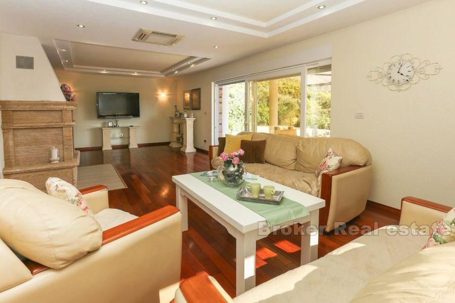 Marina, rodinná vila s bazénem