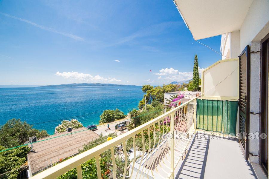 Makarska, schönes Doppelhaus mit 5 Wohnungen