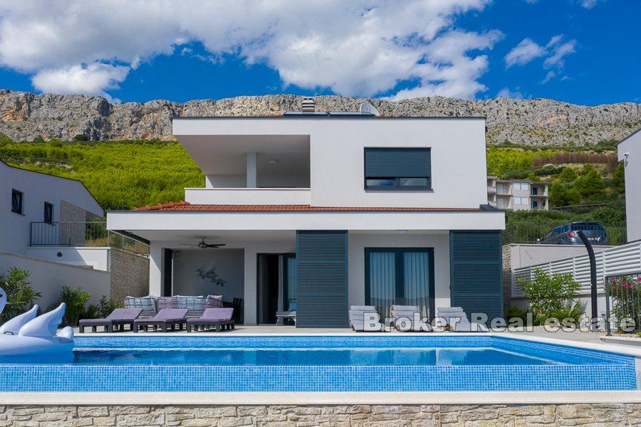 Omiš, krásná vila s panoramatickým výhledem