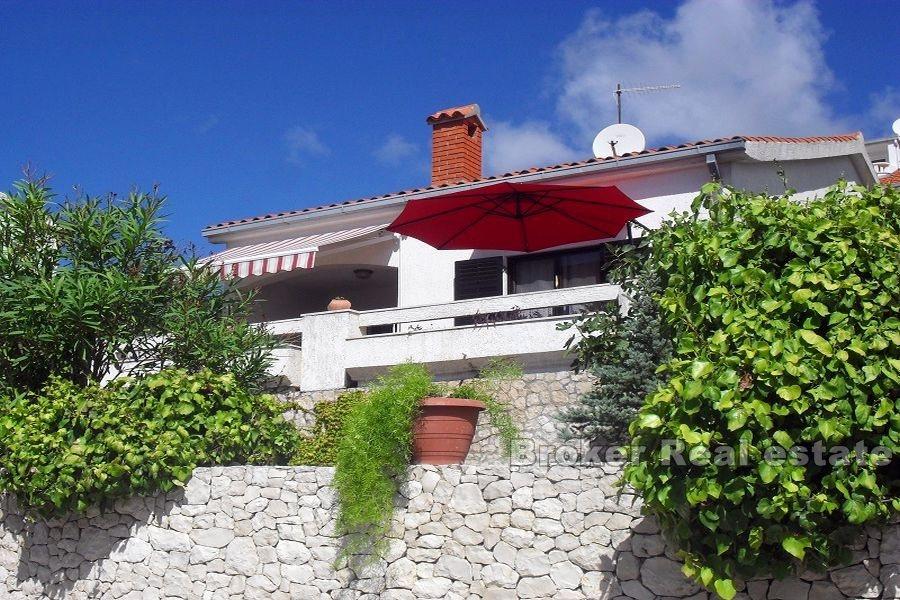 Rogoznica, krásny dom len 30 metrov od mora