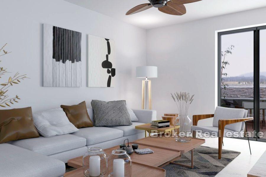 I nærheten av Sibenik, nybygd frittliggende moderne villa