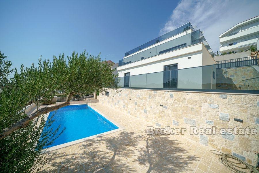 Wyspa Murter, luksusowa willa z basenem i widokiem na morze